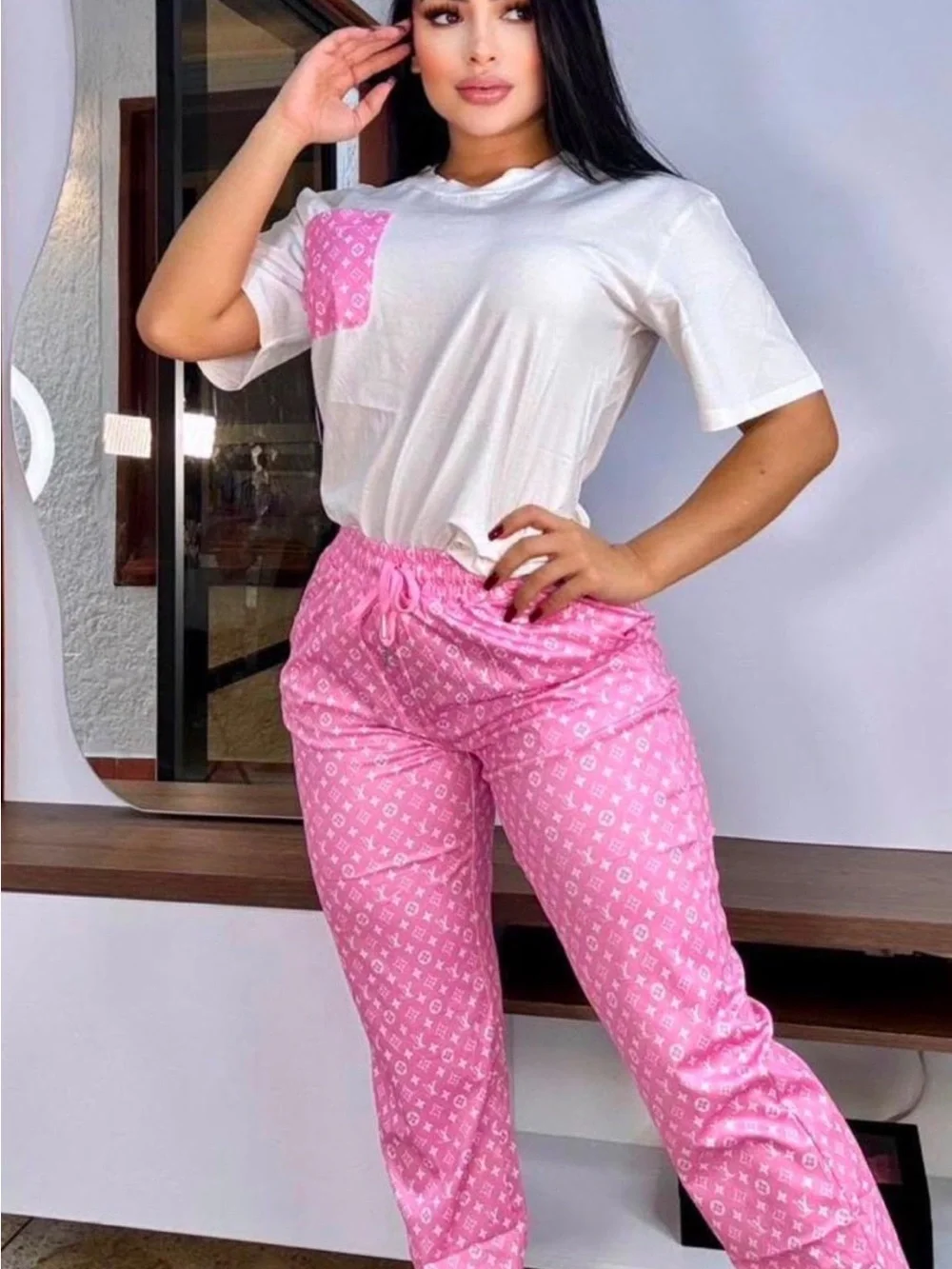 Women's Two-Piece Lounge Set - Pink/White size M